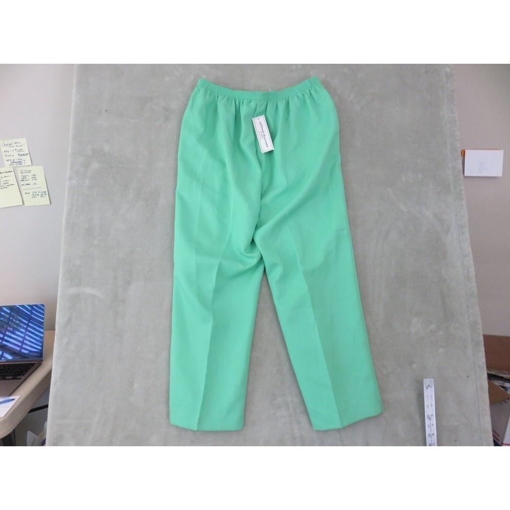 Alfred Dunner Classics Palm Green Elastic Waist Pull On Pants 18W 04801 S6‎ NEW - Picture 6 of 8